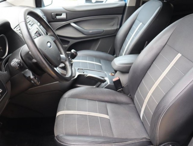 Ford Kuga  2.0 TDCi Titanium