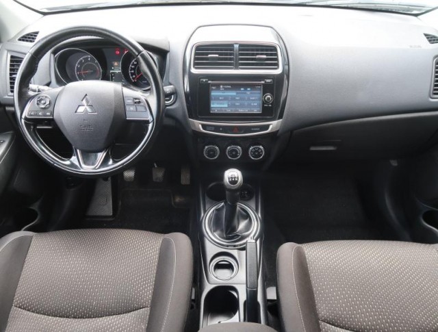 Mitsubishi ASX  1.6 MIVEC 