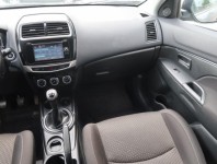 Mitsubishi ASX  1.6 MIVEC 