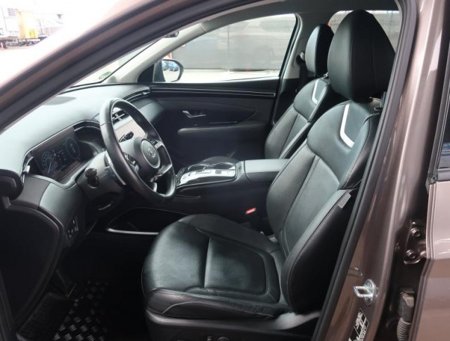 Hyundai Tucson  1.6 T-GDI 48V MHEV Style