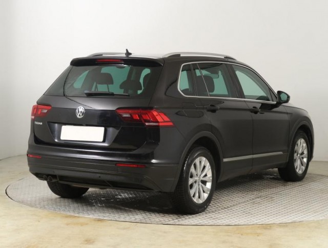 Volkswagen Tiguan  2.0 TDI 