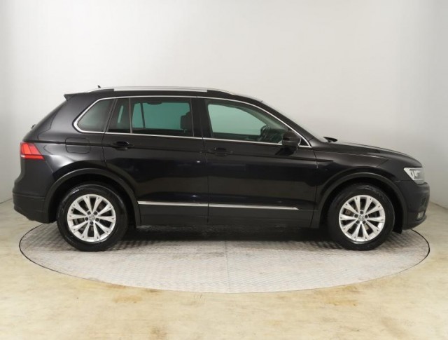 Volkswagen Tiguan  2.0 TDI 