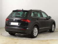 Volkswagen Tiguan  2.0 TDI 