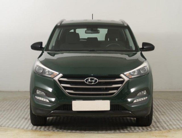 Hyundai Tucson  2.0 CRDi 