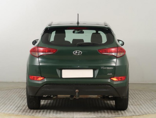Hyundai Tucson  2.0 CRDi 