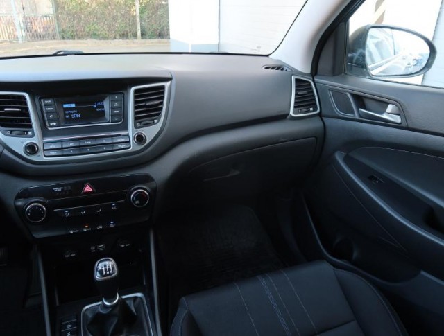 Hyundai Tucson  2.0 CRDi 