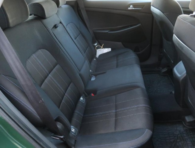 Hyundai Tucson  2.0 CRDi 