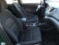 Hyundai Tucson  2.0 CRDi 