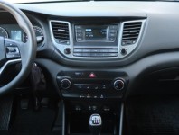 Hyundai Tucson  2.0 CRDi 