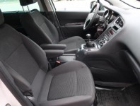 Peugeot 5008  1.6 HDi 