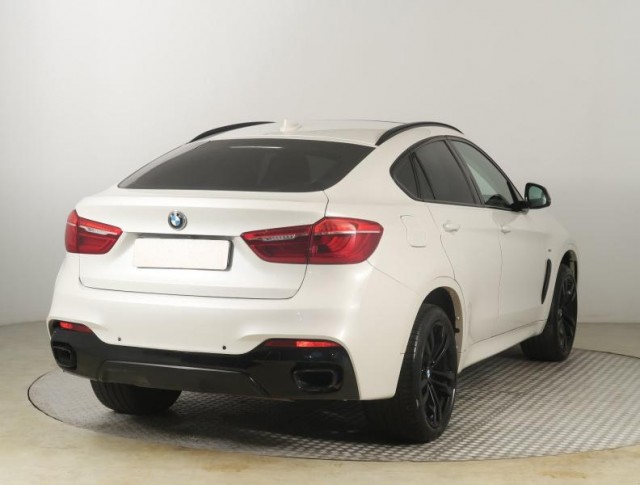 BMW X6  xDrive40d M Paket