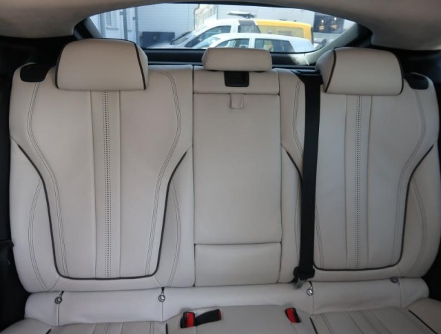 BMW X6  xDrive40d M Paket