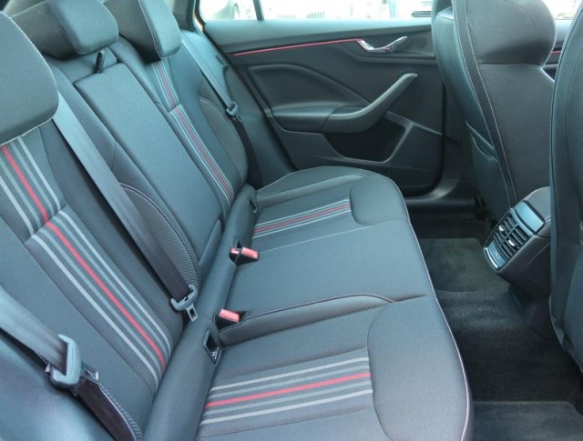 Škoda Kamiq  1.0 TSI Monte Carlo