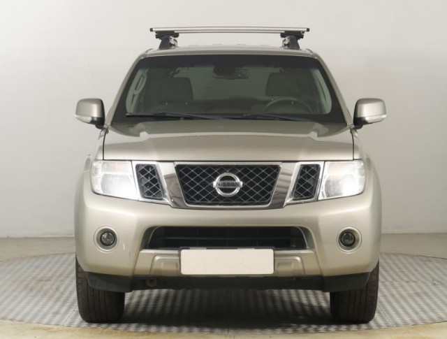 Nissan Pathfinder  2.5 dCi 