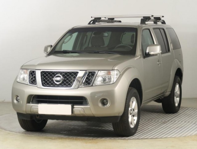 Nissan Pathfinder  2.5 dCi 