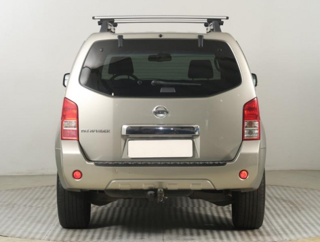 Nissan Pathfinder  2.5 dCi 