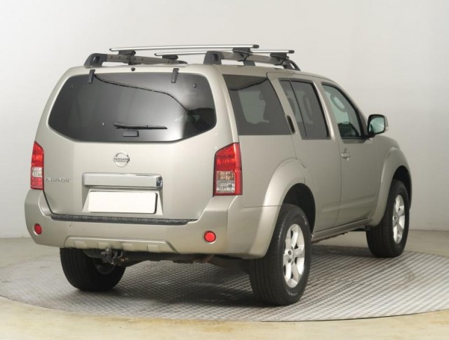 Nissan Pathfinder  2.5 dCi 