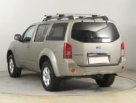 Nissan Pathfinder  2.5 dCi 