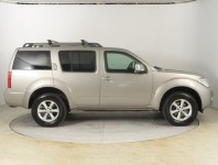 Nissan Pathfinder  2.5 dCi 