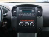 Nissan Pathfinder  2.5 dCi 
