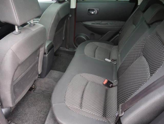 Nissan Qashqai  2.0 