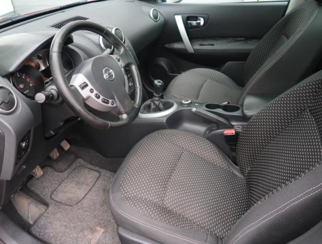 Nissan Qashqai  2.0 