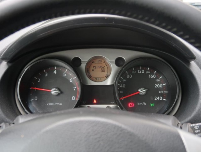Nissan Qashqai  2.0 