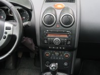 Nissan Qashqai  2.0 