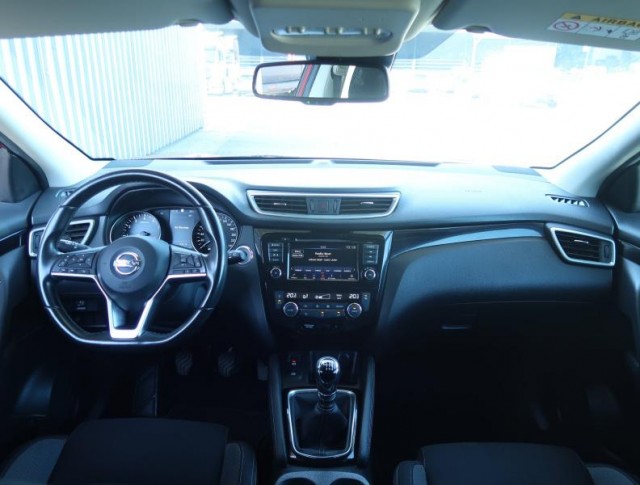 Nissan Qashqai  1.3 DIG-T 