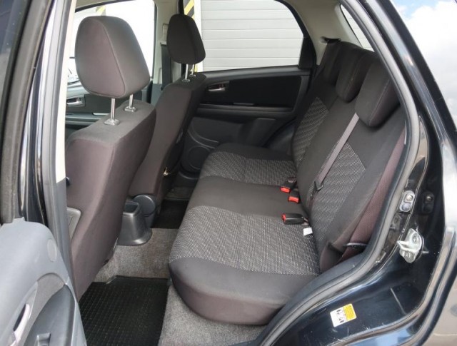 Suzuki SX4  1.6 VVT Comfort