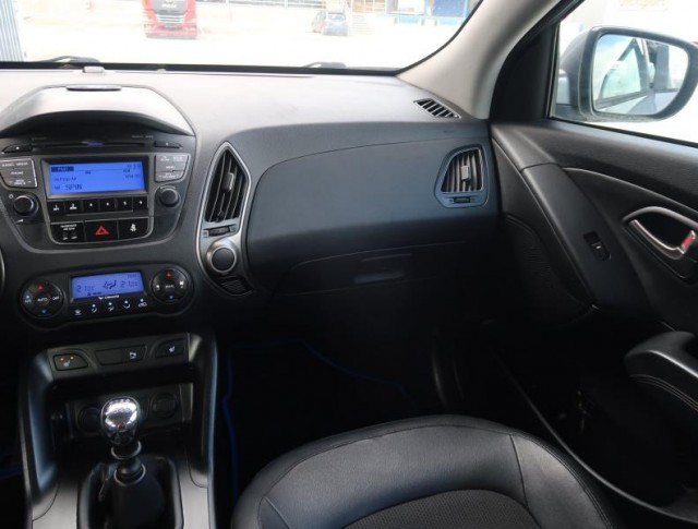 Hyundai ix35  2.0 GDI Trikolor