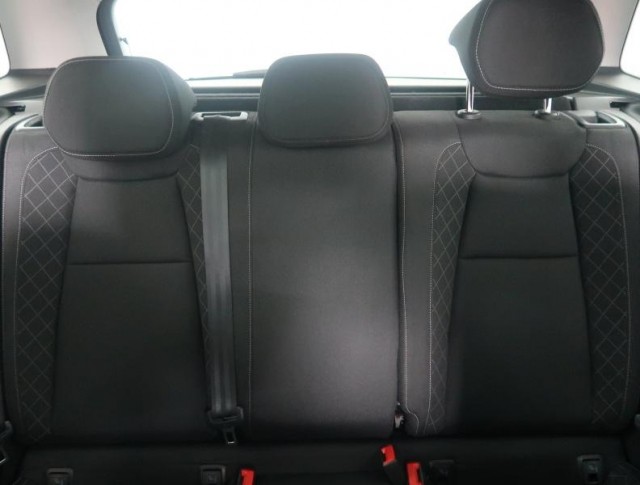 Škoda Karoq  1.5 TSI Style