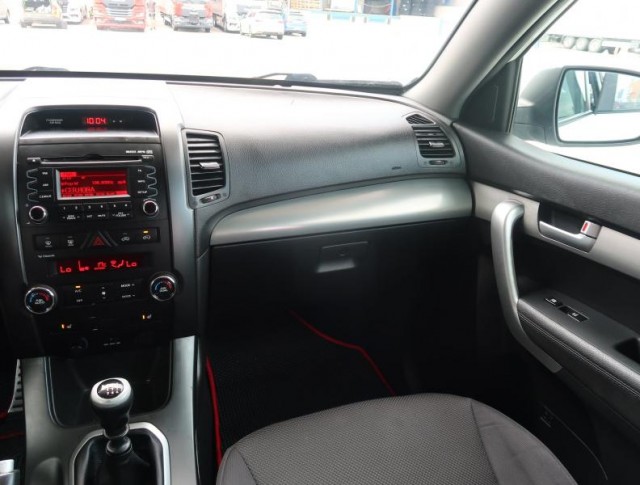 Kia Sorento  2.2 CRDi 