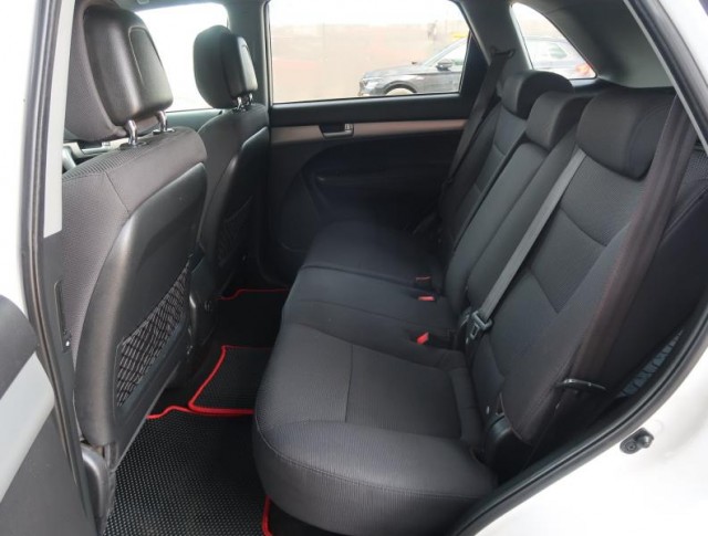 Kia Sorento  2.2 CRDi 