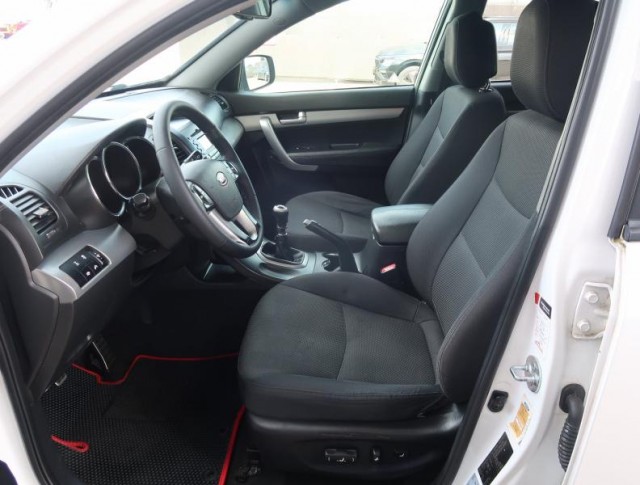 Kia Sorento  2.2 CRDi 