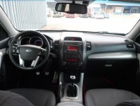Kia Sorento  2.2 CRDi 