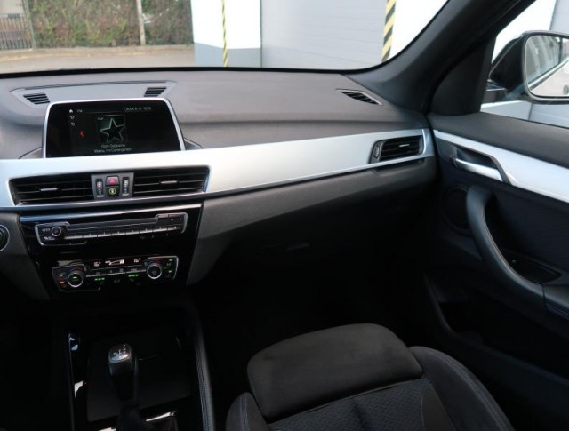 BMW X1  xDrive20i 