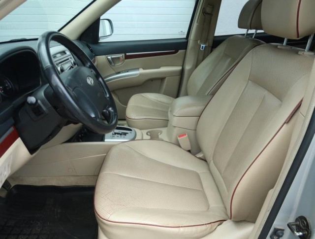 Hyundai Santa Fe  2.2 CRDi 