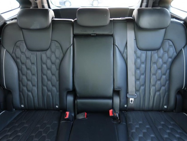 Kia Sorento  2.2 CRDi 