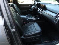 Kia Sorento  2.2 CRDi 
