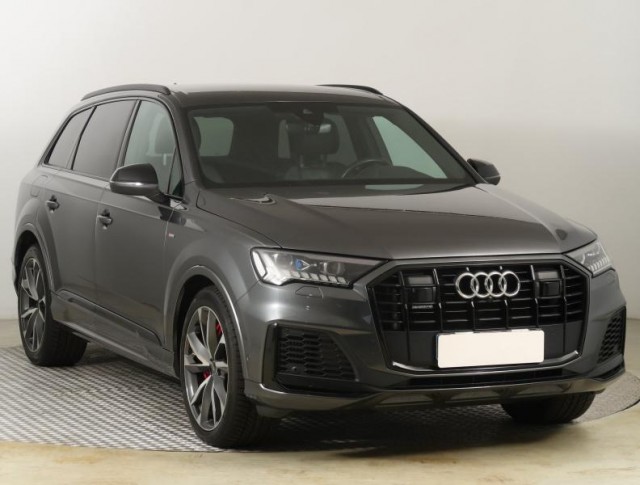 Audi Q7  55 TFSI S-Line
