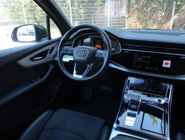 Audi Q7  55 TFSI S-Line
