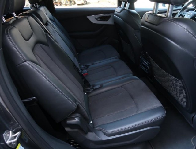 Audi Q7  55 TFSI S-Line