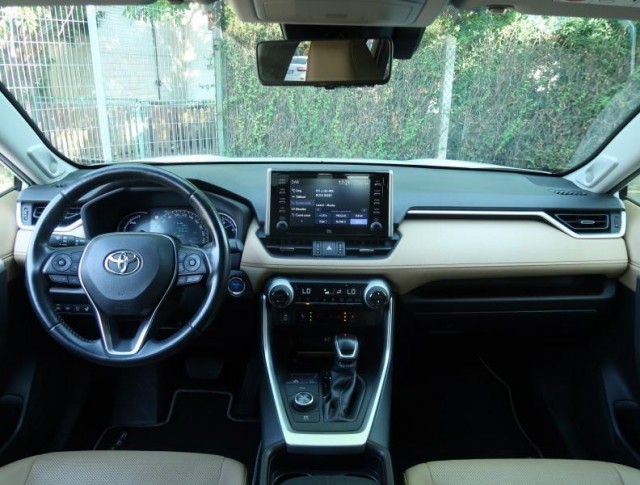 Toyota RAV 4  2.5 Hybrid 