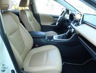 Toyota RAV 4  2.5 Hybrid 