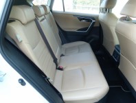 Toyota RAV 4  2.5 Hybrid 