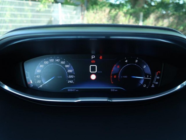 Peugeot 3008  1.6 BlueHDi Allure