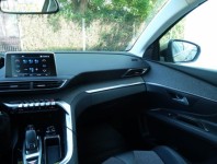 Peugeot 3008  1.6 BlueHDi Allure