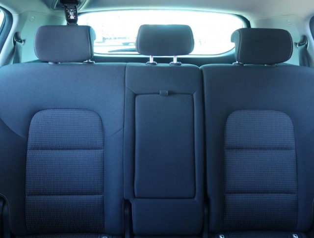 Kia Sportage  1.6 GDI 