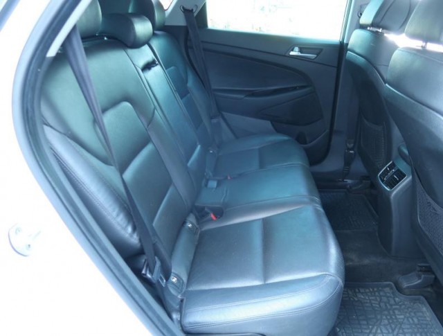 Hyundai Tucson  2.0 CRDi 